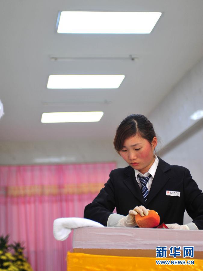 遗体美容师的电影_学习遗体美容_遗体火化师